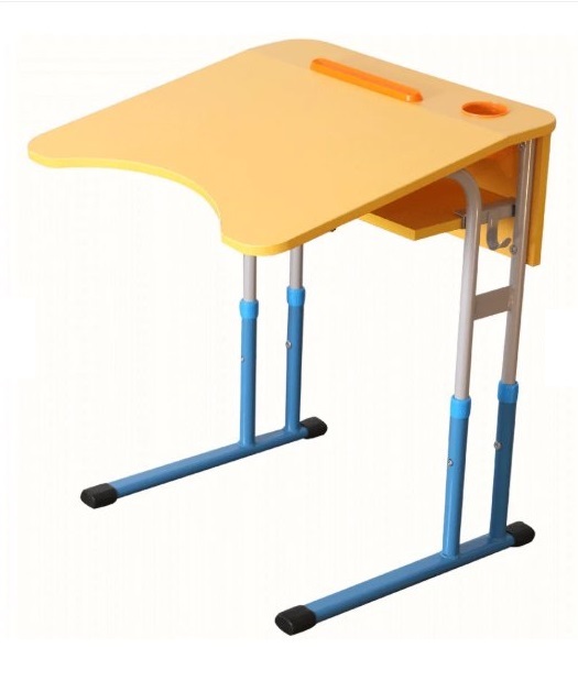 Стіл учнівський одномісний регульований по висоті, з антисколіозним вирізом "Промінь"